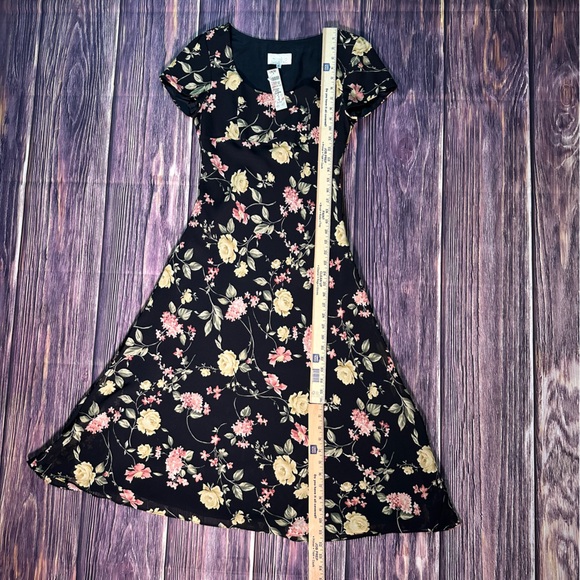 NWT Deadstock 90s Women’s Cache Fit & Flare A-Line Midi Floral Dress - Picture 8 of 10